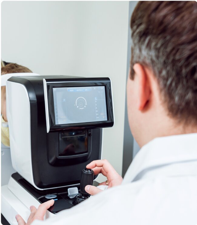 Top Refractive lens Services